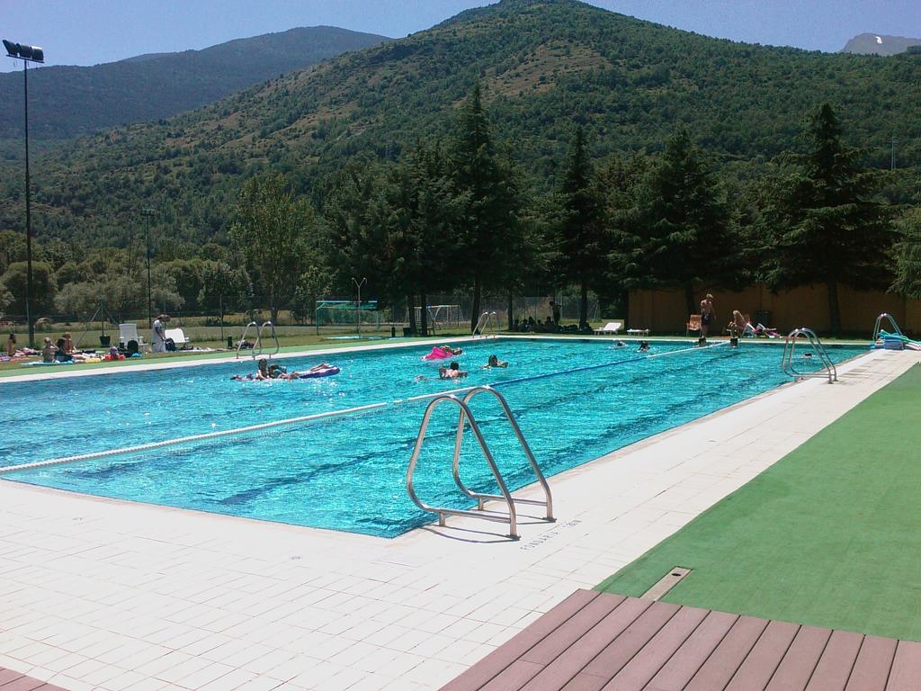 Apartmentsuitespain Baqueira Jardin Esterri d'Àneu Rum bild