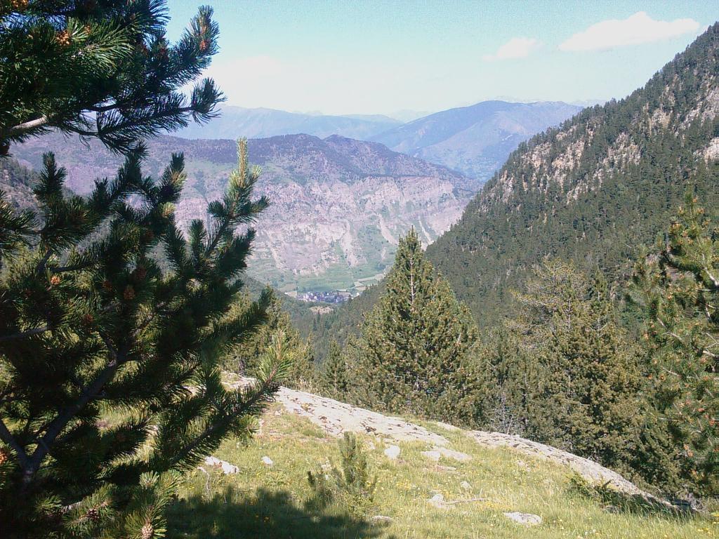 Apartmentsuitespain Baqueira Jardin Esterri d'Àneu Rum bild
